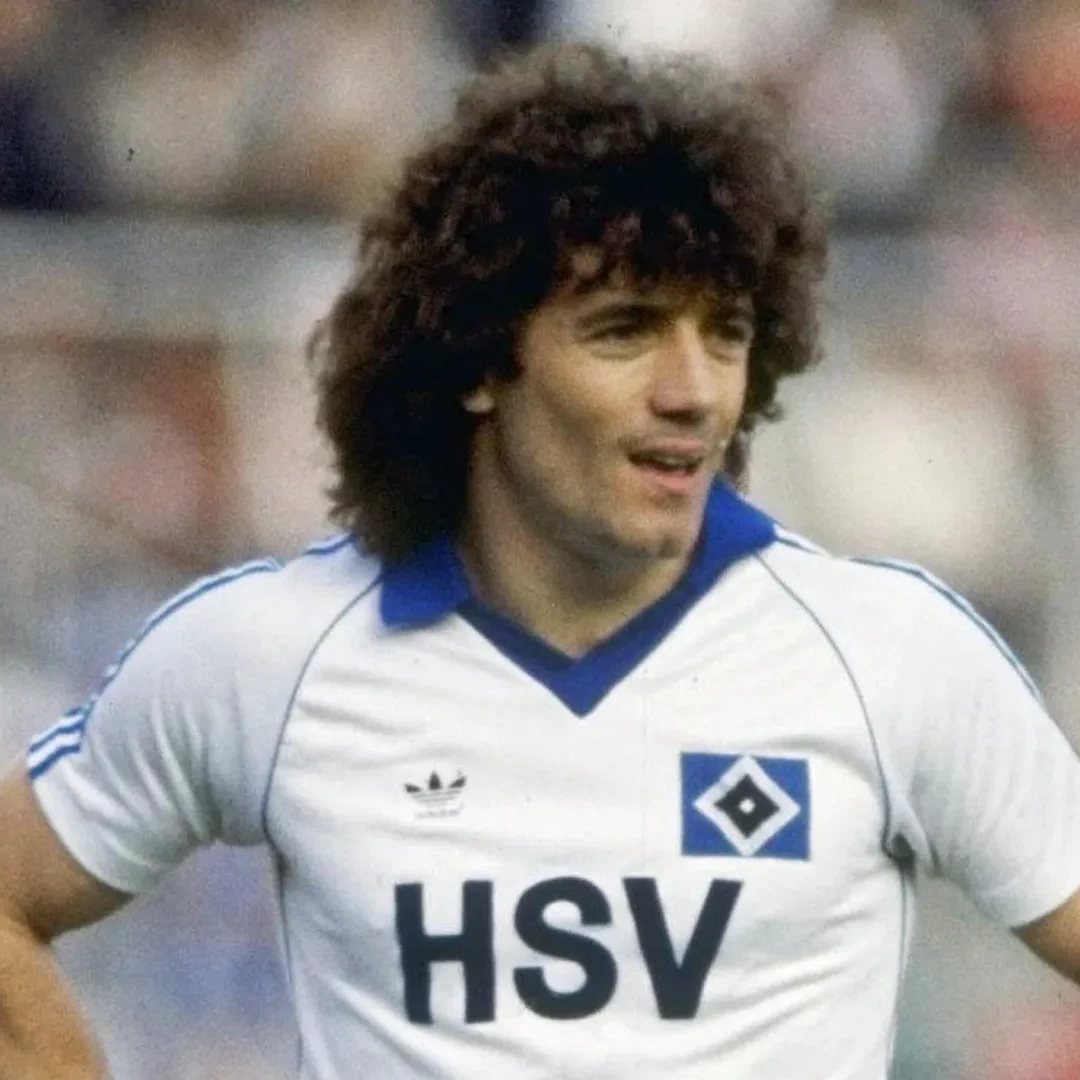 Kevin keegan shocked the footballing world when he left the mighty Liverpool to join Bundeliga hopefuls SV Hamburg in 1977.